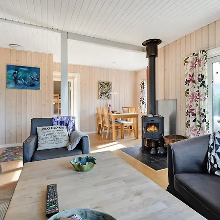 Cozy At Tuse Naes In Feriehus *