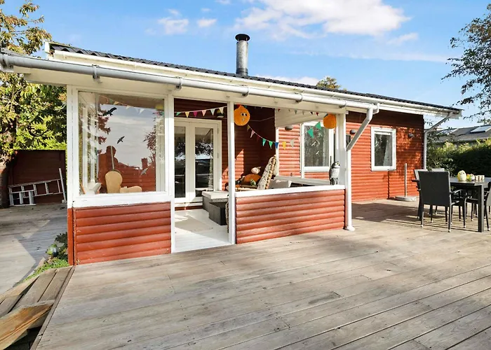 Vakantiehuis Cozy At Tuse Naes In *